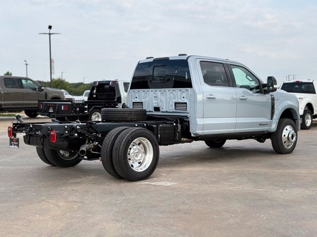 2027 Ford F-550SD Platinum DRW
