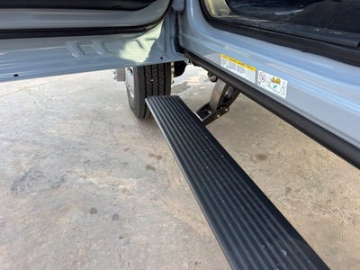 2027 Ford F-550SD Platinum DRW