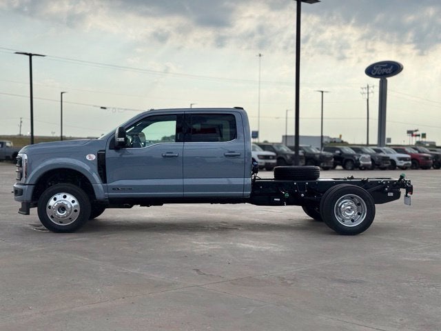 2027 Ford F-550SD Platinum DRW