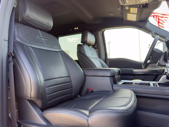 2027 Ford F-550SD Platinum DRW