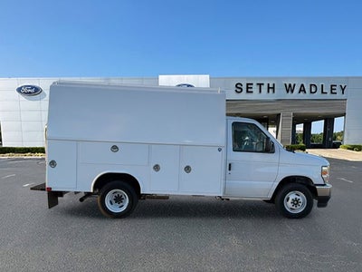 2026 Ford E-350SD Base KUV
