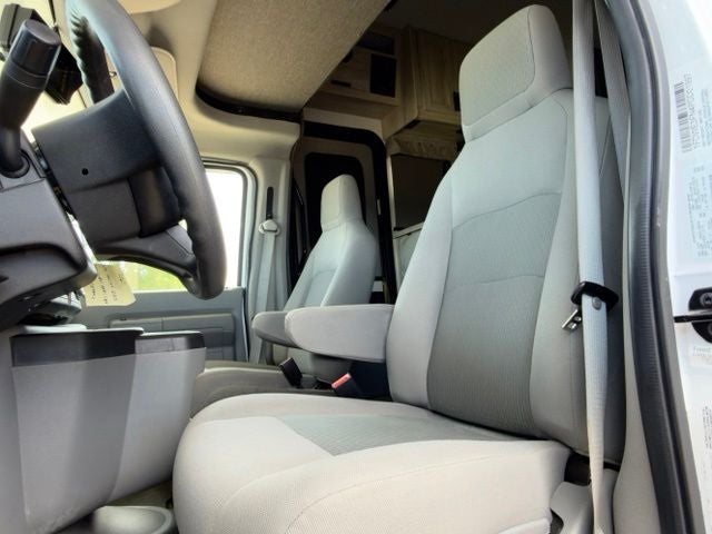 2023 Ford E-350SD Sunseeker RV