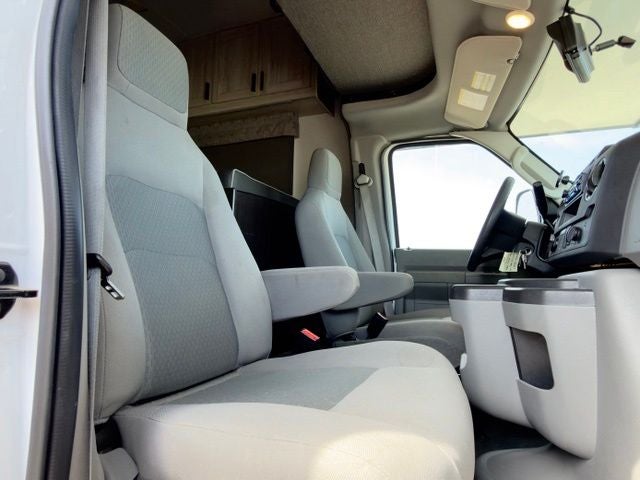 2023 Ford E-350SD Sunseeker RV