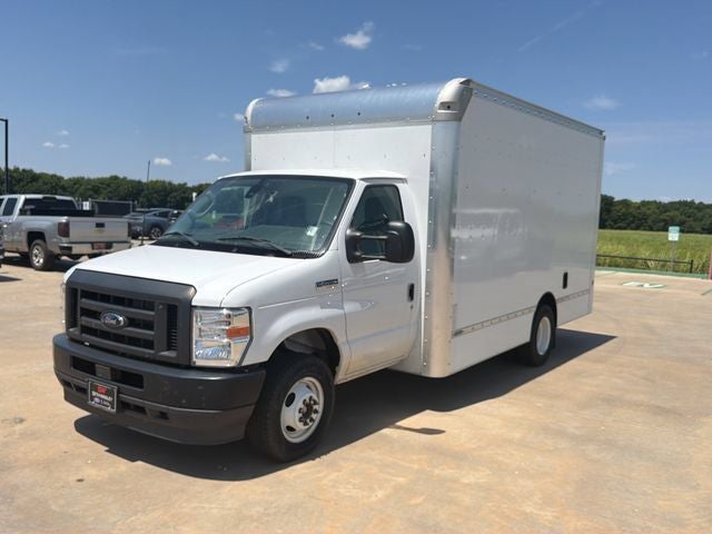 2024 Ford E-450SD Base 16' Box Van