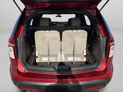 2015 Ford Explorer XLT 4WD | 7 Passenger