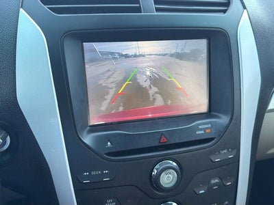 2015 Ford Explorer XLT 4WD | 7 Passenger