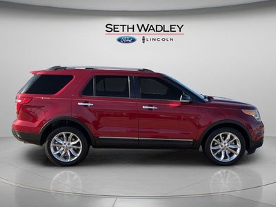 2015 Ford Explorer XLT 4WD | 7 Passenger