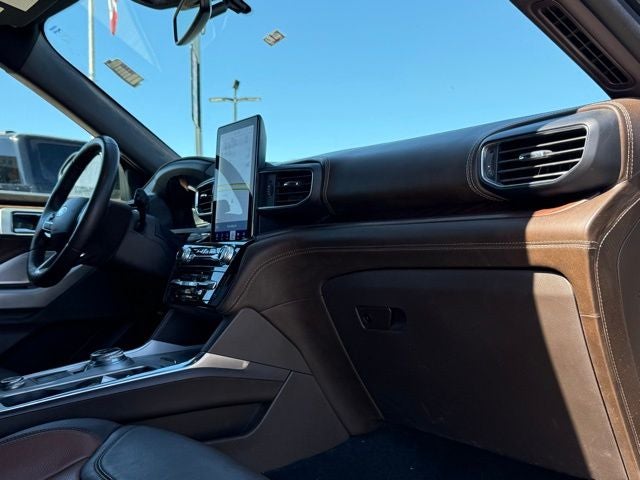 2022 Ford Explorer King Ranch 4WD | 7 Passenger