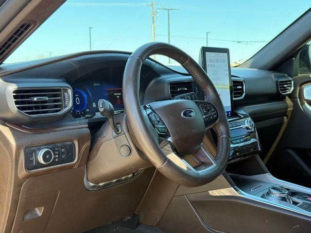 2022 Ford Explorer King Ranch 4WD | 7 Passenger