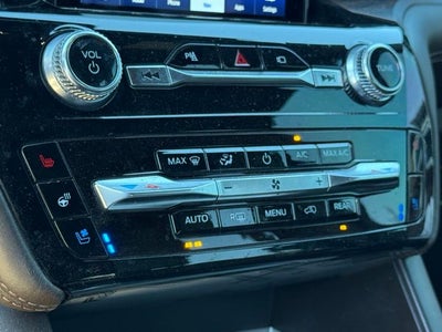 2022 Ford Explorer King Ranch 4WD | 7 Passenger