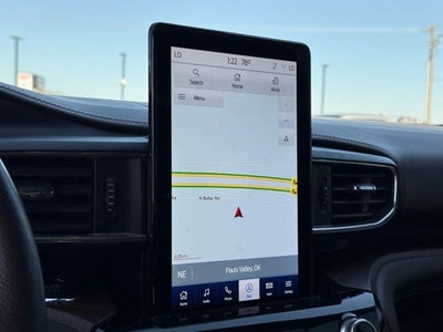 2022 Ford Explorer King Ranch 4WD | 7 Passenger