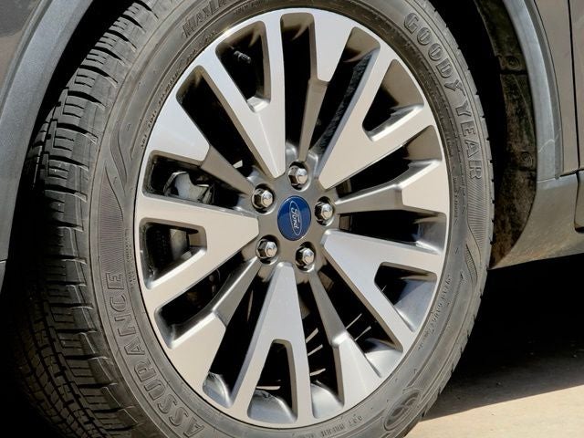 2020 Ford Escape Hybrid Titanium
