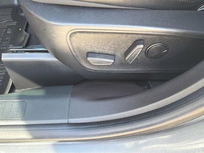 2023 Ford Escape Hybrid ST-Line Select AWD | Technology Pkg