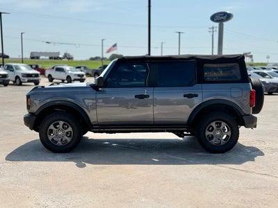 2021 Ford Bronco Base