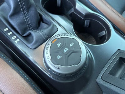 2024 Ford Bronco Outer Banks Custom Vintage Edition