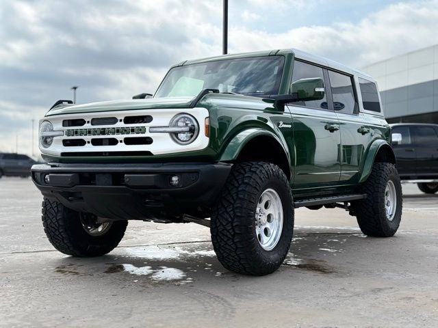 2024 Ford Bronco Outer Banks Custom Vintage Edition