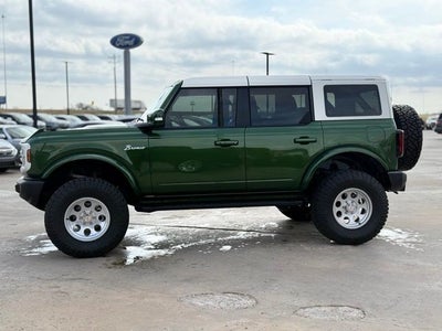 2024 Ford Bronco Outer Banks Custom Vintage Edition