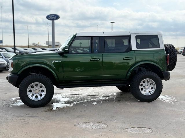 2024 Ford Bronco Outer Banks Custom Vintage Edition