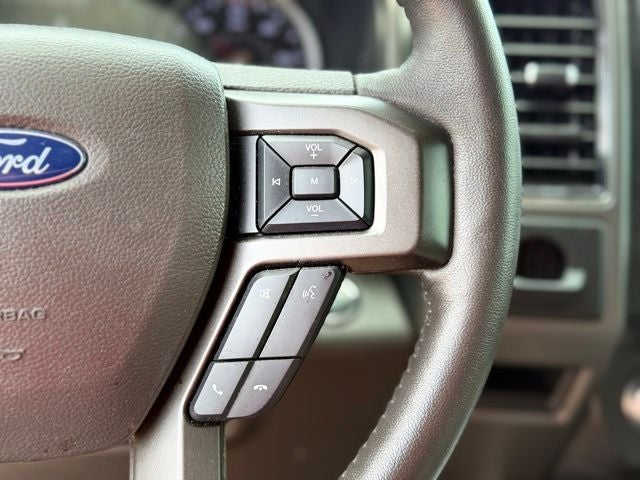 2020 Ford Expedition XLT BENCH SEAT