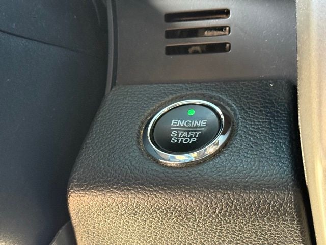 2018 Ford Expedition XLT 4WD | 8 Passenger