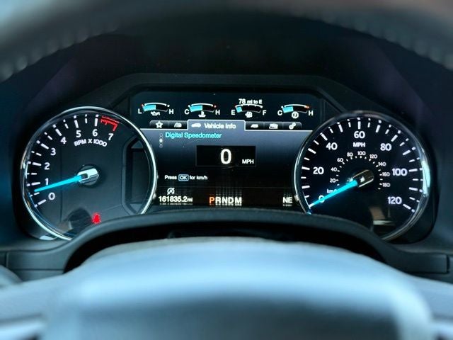 2018 Ford Expedition XLT 4WD | 8 Passenger