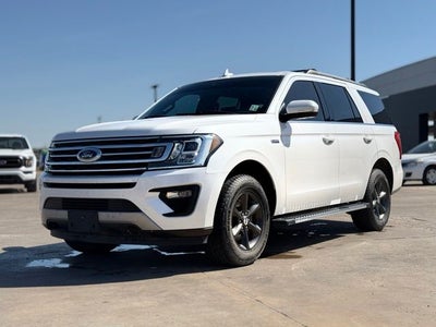 2018 Ford Expedition XLT 4WD | 8 Passenger