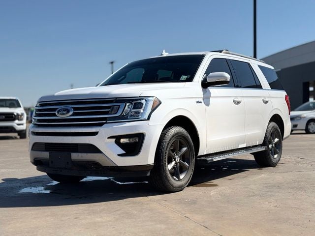 2018 Ford Expedition XLT 4WD | 8 Passenger