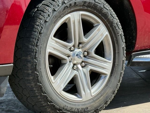 2019 Ford Expedition XLT 4WD | 7 Passenger