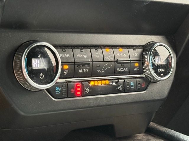 2019 Ford Expedition Limited 8 Passenger