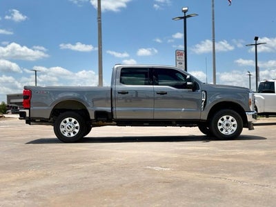 2024 Ford F-250SD XLT