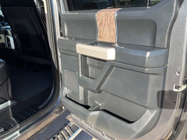 2019 Ford F-250SD Lariat FX4 | 6.7L Pwr Stroke