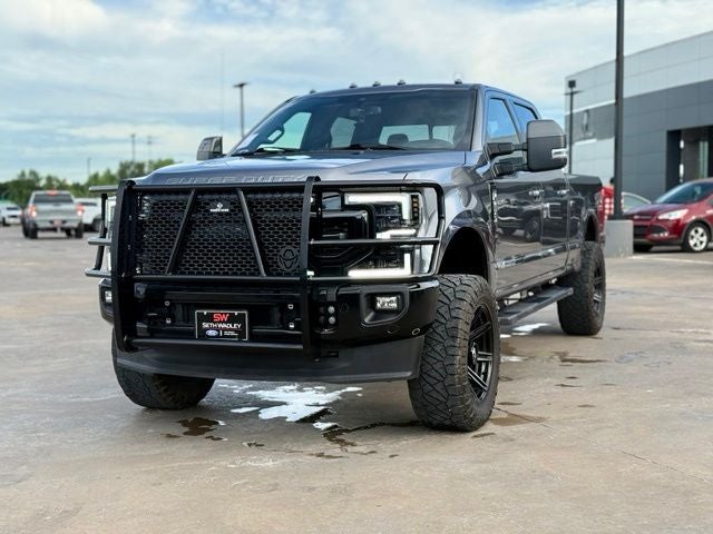 2022 Ford F-250SD Lariat