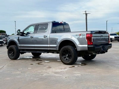 2022 Ford F-250SD Lariat