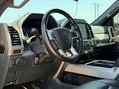 2022 Ford F-250SD Lariat Black Appearance Pkg