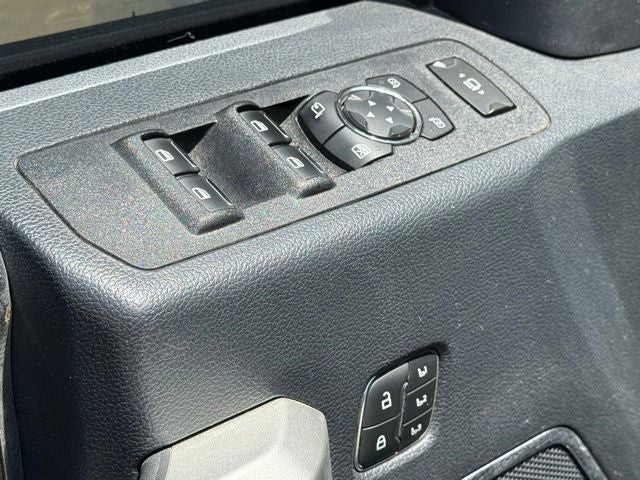 2022 Ford F-250SD Lariat Black Appearance Pkg