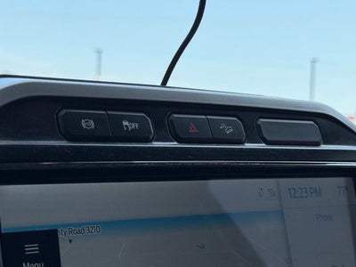 2022 Ford F-250SD Lariat Black Appearance Pkg