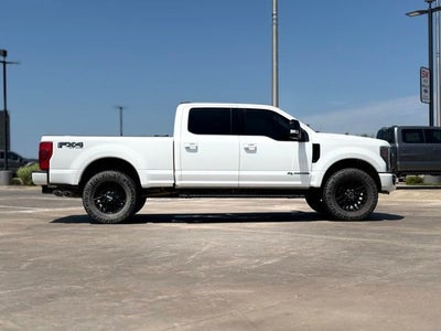 2022 Ford F-250SD Lariat Black Appearance Pkg