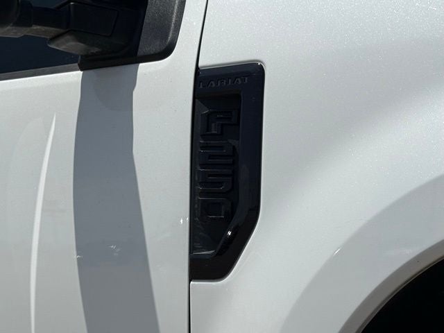 2022 Ford F-250SD Lariat Black Appearance Pkg