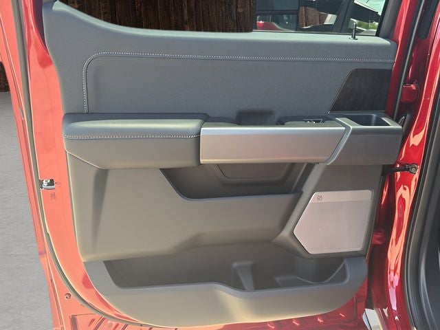 2026 Ford F-250SD Lariat Black Appearance Pkg