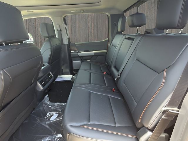 2026 Ford F-250SD Lariat Black Appearance Pkg