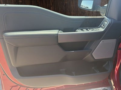 2026 Ford F-250SD Lariat Black Appearance Pkg
