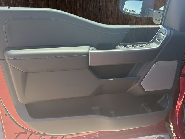 2026 Ford F-250SD Lariat Black Appearance Pkg