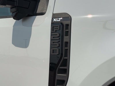 2027 Ford F-250SD XLT