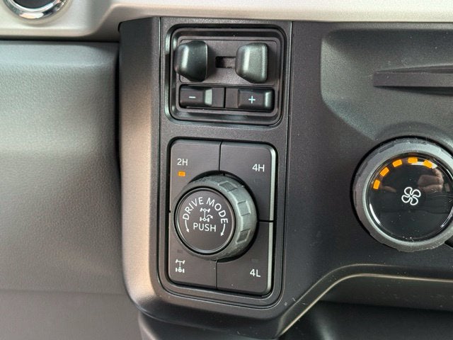 2027 Ford F-250SD XLT