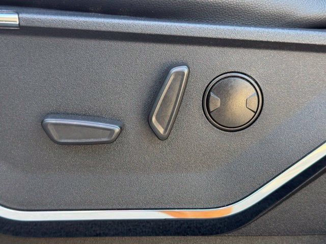 2024 Ford F-250SD Lariat Sport