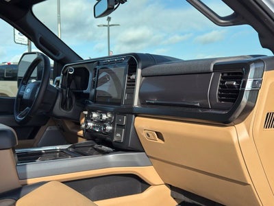 2024 Ford F-250SD Lariat Sport