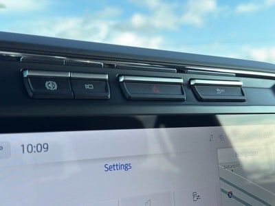 2024 Ford F-250SD Lariat Sport