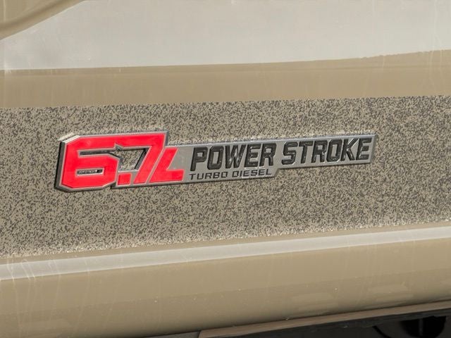 2027 Ford F-250 XLT CARHARTT