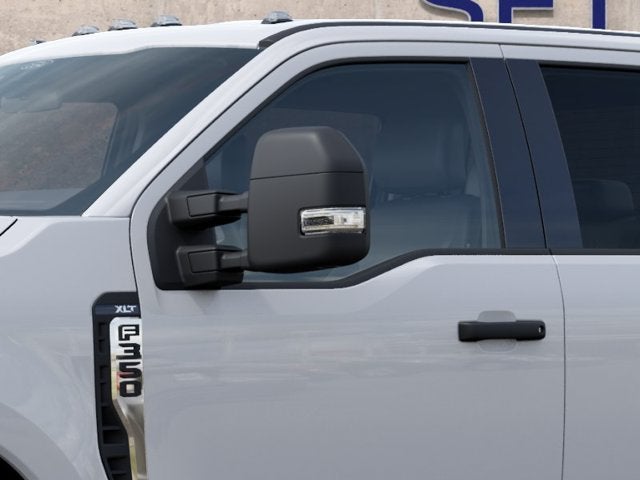 2027 Ford F-350SD XLT