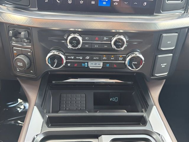 2026 Ford F-350SD King Ranch HI OUTPUT